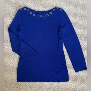 Cable & Gauge Royal Blue Sweater with Eyelet Accents,M🦋